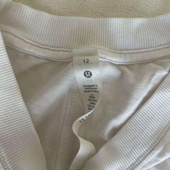 Lululemon White Crop Tank size 12 beach summer - Picture 4 of 5